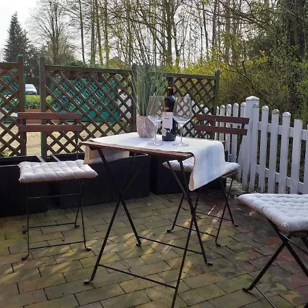 Holiday home Ferienhuuske Timmel *